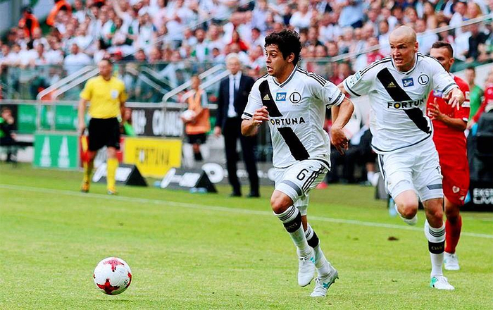 皇家社会内部会议纪要流出：清晨迎来里程碑，荷甲使命明确，年轻球员得到机会的简单介绍