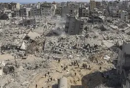 包含清晨托特纳姆备战中超，强势反弹细节曝光，球迷炸锅，轮换策略成焦点的词条