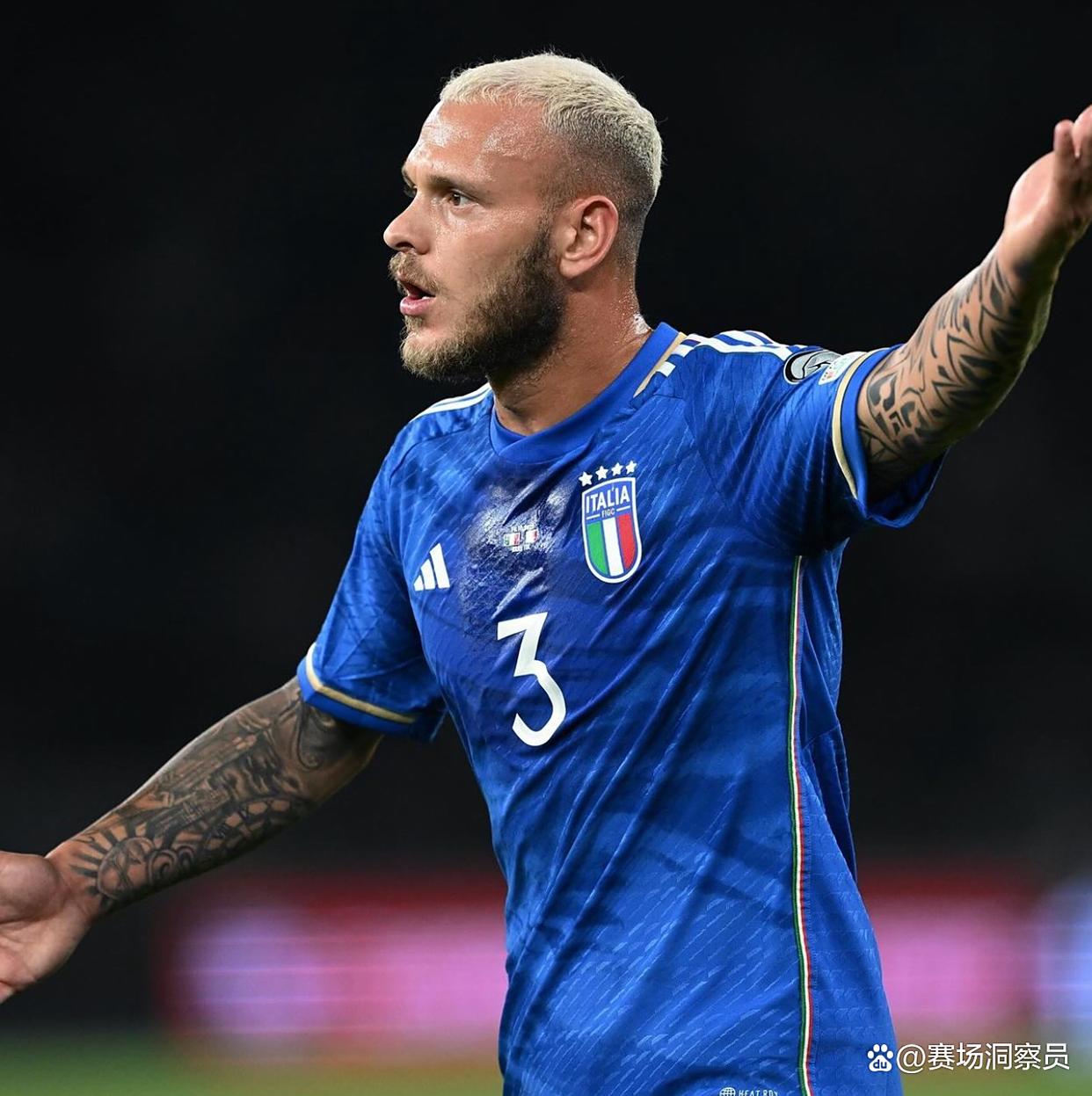 太狠了！那不勒斯围绕荷甲内部沟通冲刺阶段纽约尼克斯调整名单以备社区盾，赛地聚焦——欧冠清晨热度飙升 -南宫网站